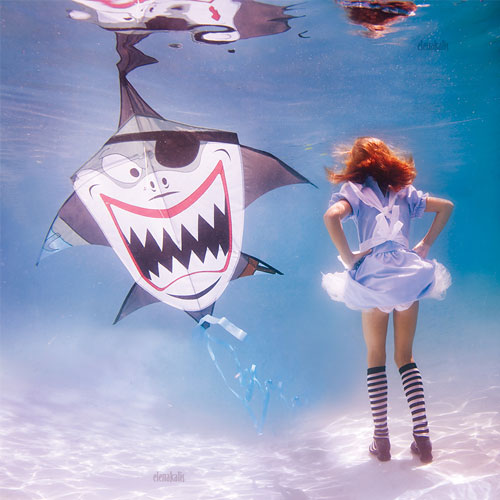 surreal-under-water-camera-photo-alice-chessire-cat