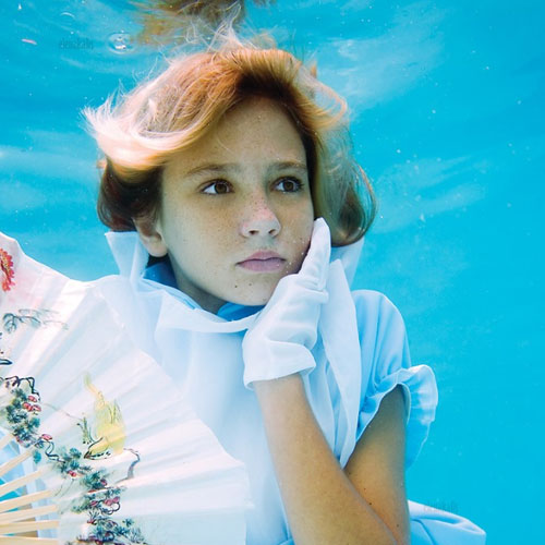 underwater-photography-fancy-girl-Elena-Kalis